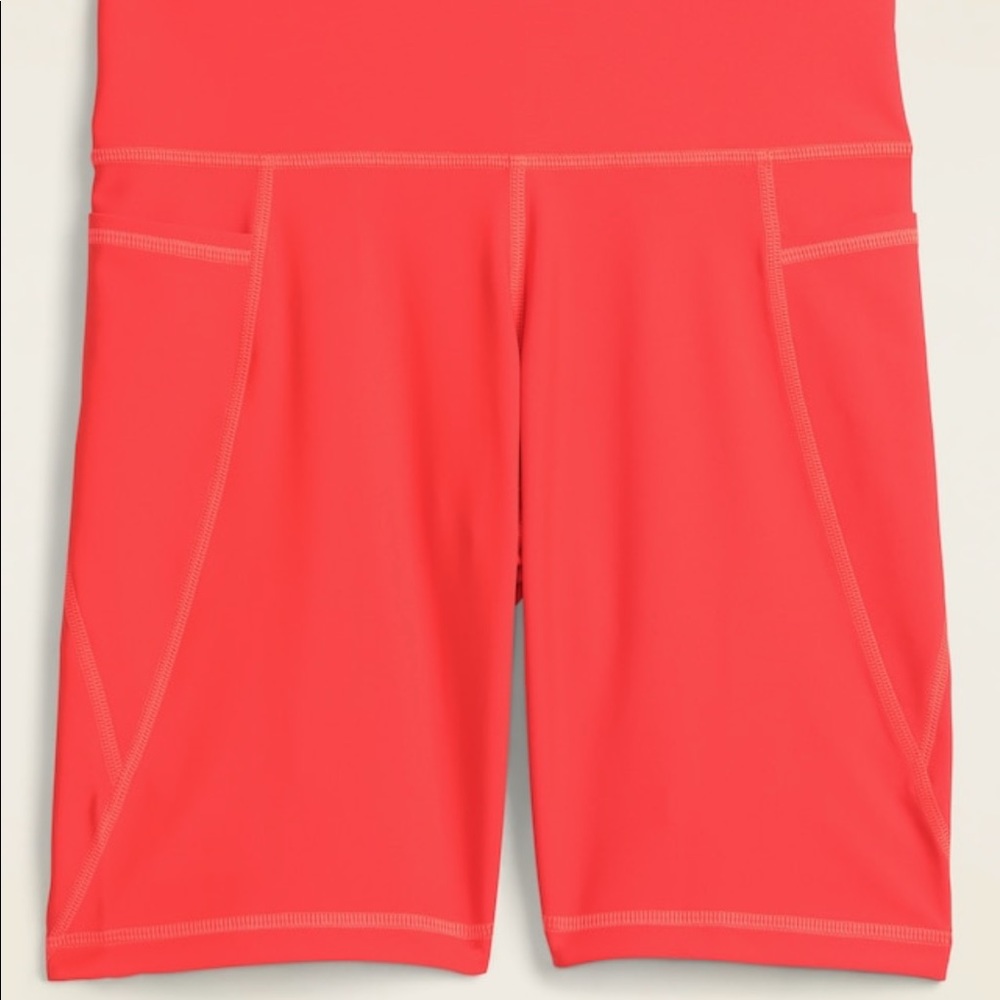 High-Waist Powersoft Side-Pocket 8” Short